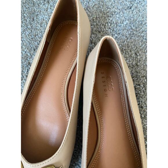 Asos Nude Ballet Flat With Square Toe and Gold Buckle- Size US 7 (UK Size 5) - Picture 8 of 9